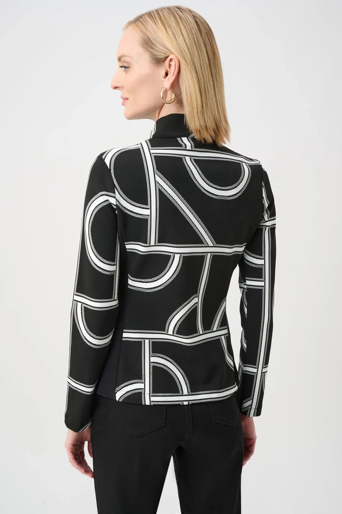 Jacquard Knit Geometric Fitted Jacket- Black/ Off White