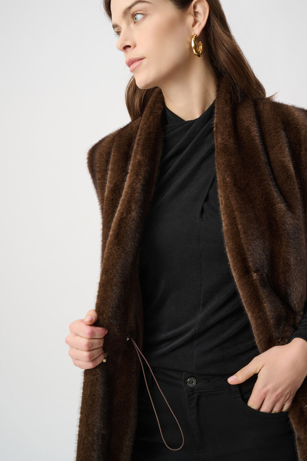 Straight Fit Faux Fur Vest- Brown