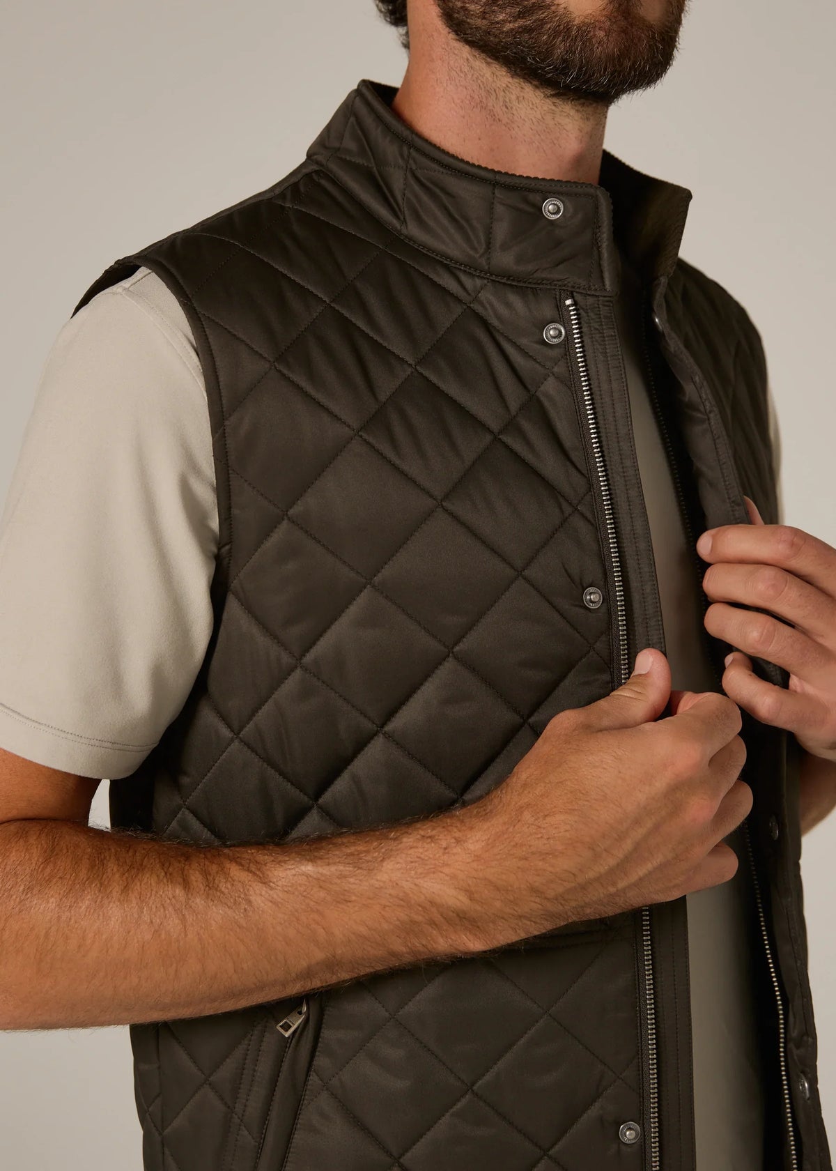 Crest Quilted Vest- Olive