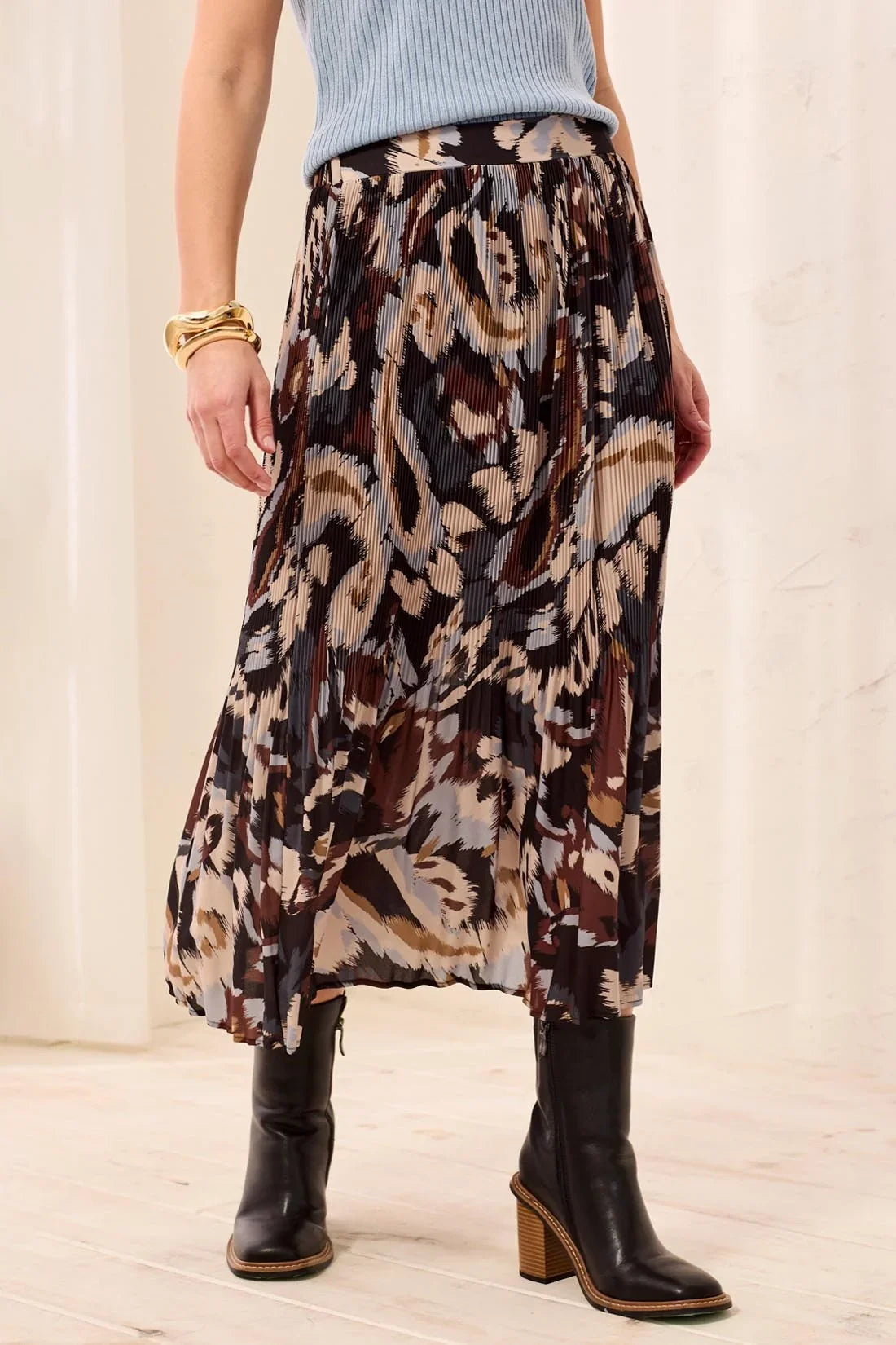 Flowy Plisse Printed Crepe Skirt- Steel
